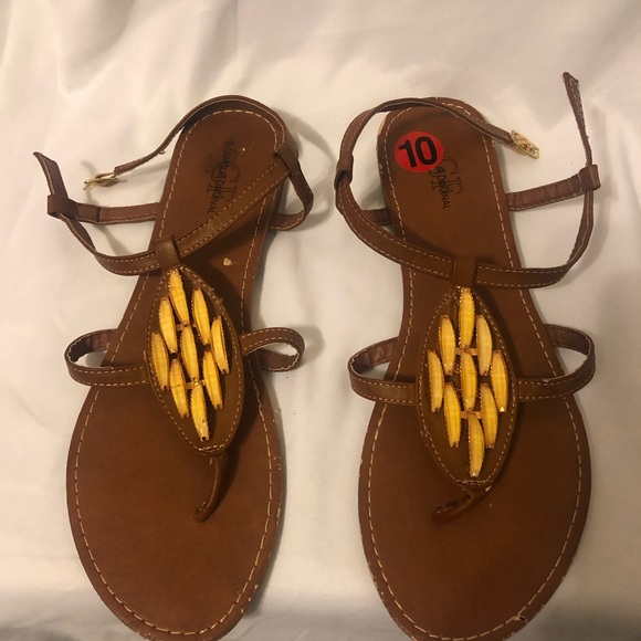 Women’s shoes - Picture 3 of 8